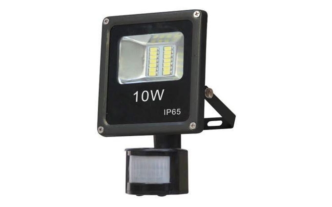 Прожектор  LED 10w (smd) с отражателем с датчиком